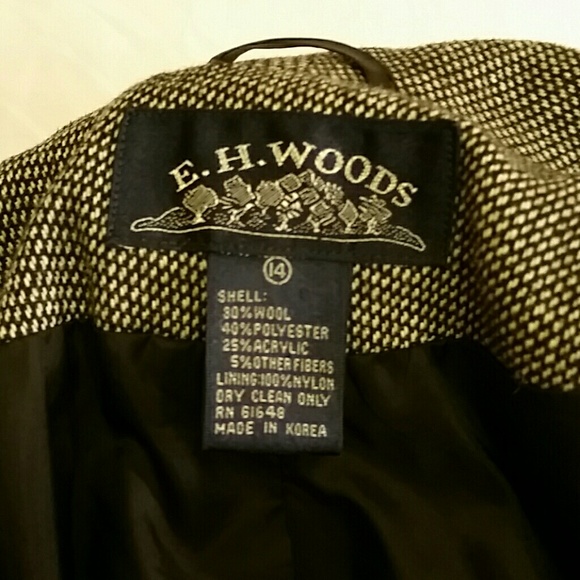 NWOT Women's Jacket - Picture 3 of 3